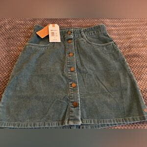 NWT ROXY corduroy skirt Size SMALL and MEDIUM MSRP $50